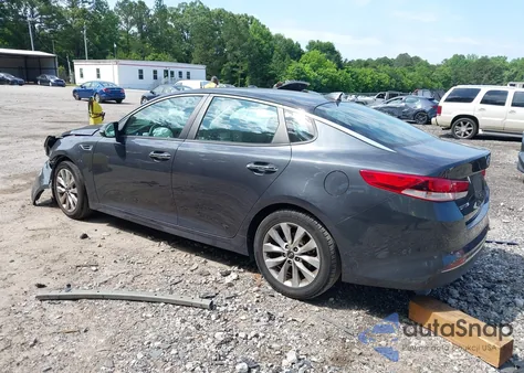2017 Kia Optima Lx z USA, uszkodzony, nr VIN 5XXGT4L30HG155483